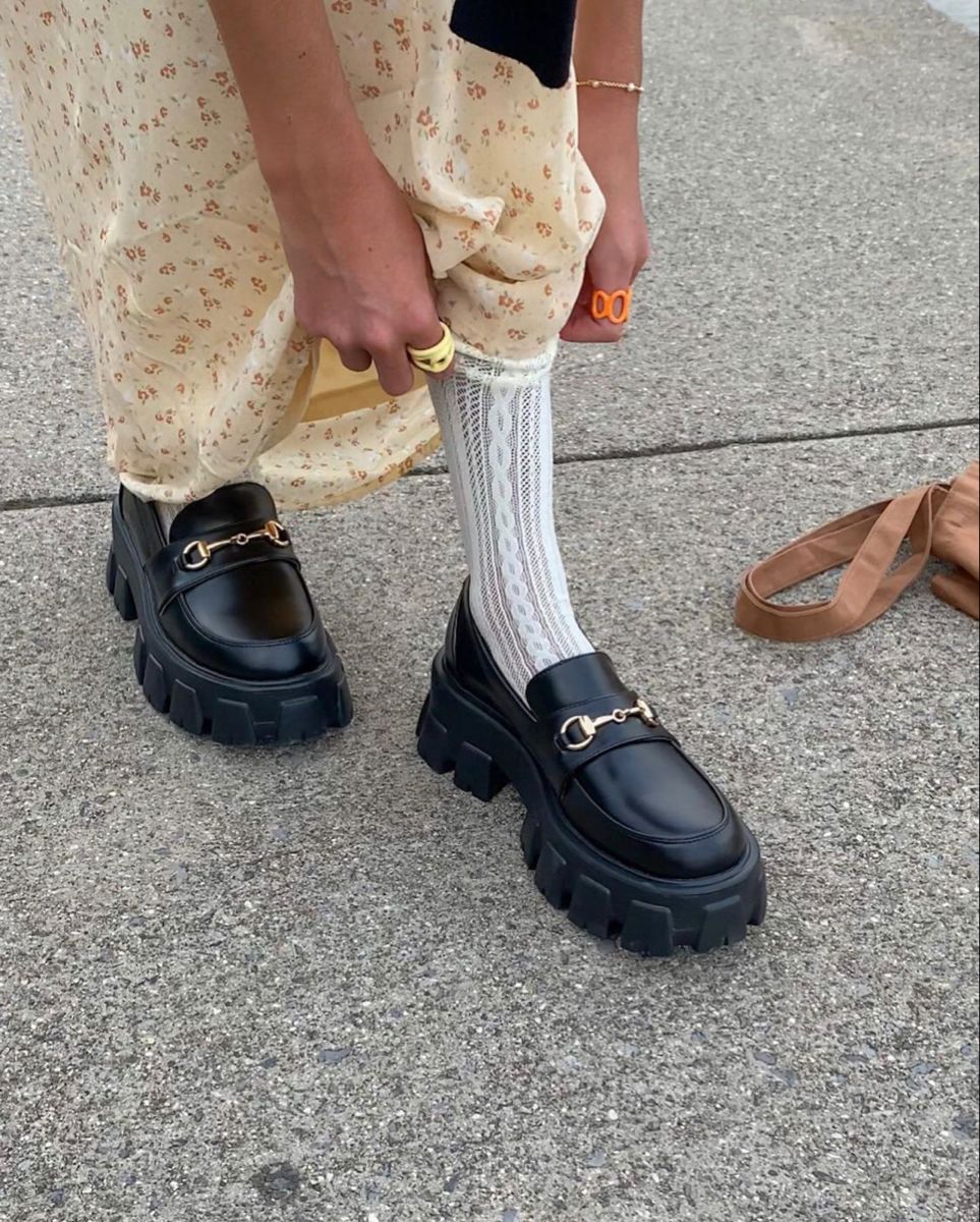 із чим носити лофери на тракторній підошві