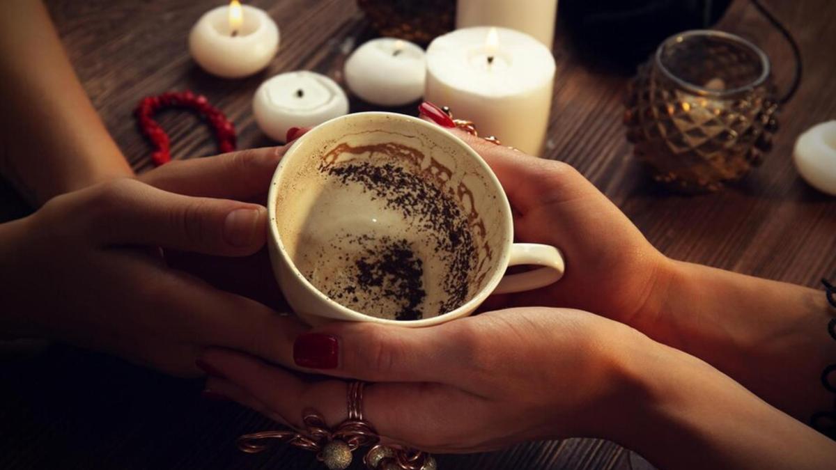 Ворожіння на кавовій гущі