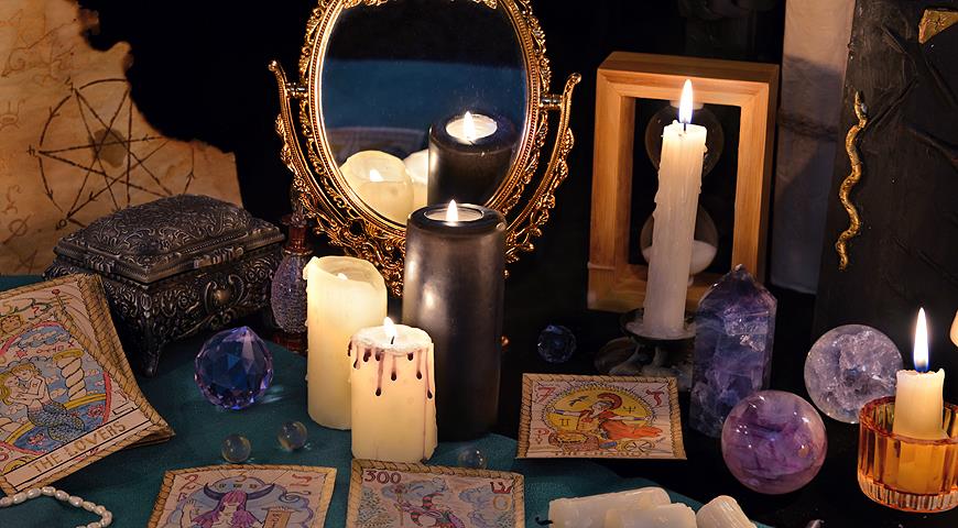 ворожіння на Івана Купала з гребінцем